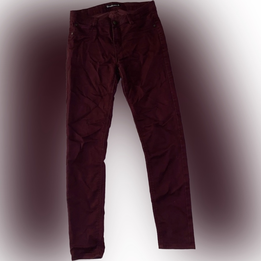 Juniors Maroon Jeggings